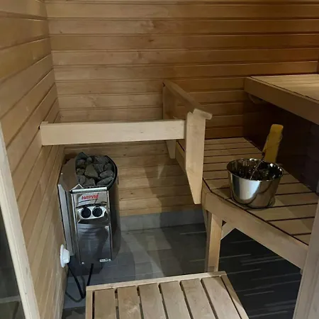 And Spacious For 4 Oulu